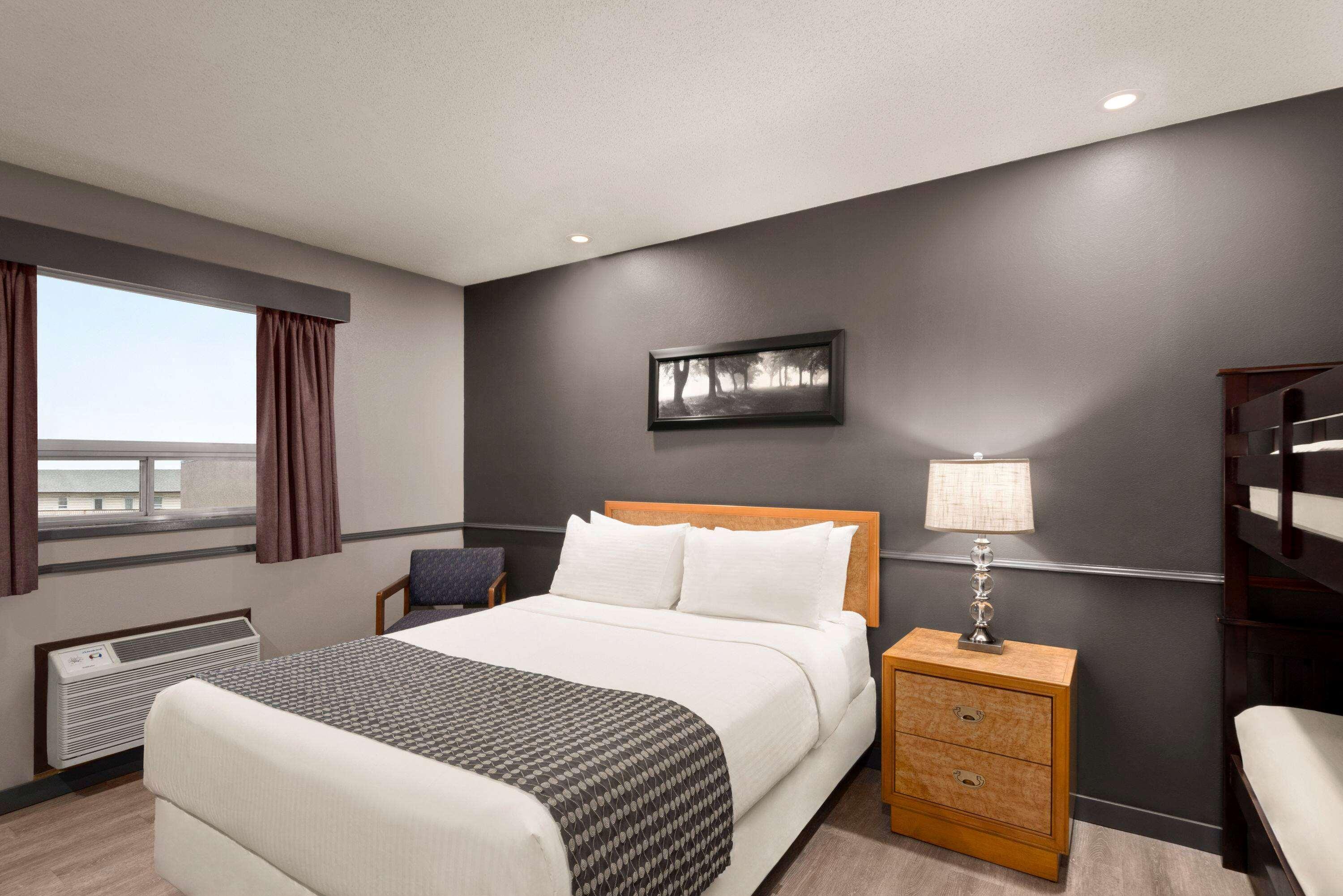 Travelodge By Wyndham Brandon Esterno foto